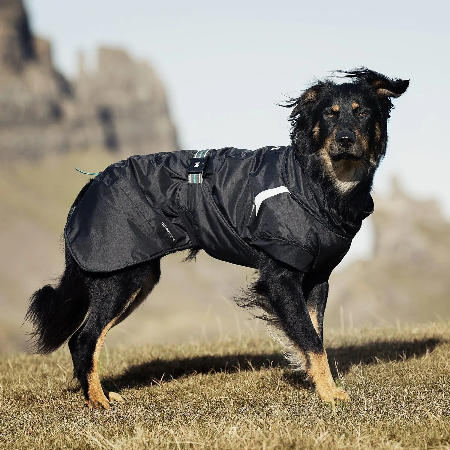 Hurtta Summit Parka Dog Winter Coat, Green Camo, 24 in